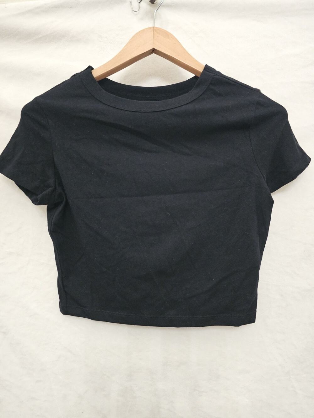 NWT Womens Crop Top M Black Minimalist Streetwear Casual Alternative Goth Grunge